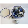 Image 5 : Christmas Decorations
