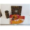 Image 1 : Round Table Cloth - Ornate Pieces