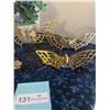 Image 3 : 3 Brass Butterfly Ornaments, Butterfly Candle Holder with Candle and Artificail Floral Arrangement