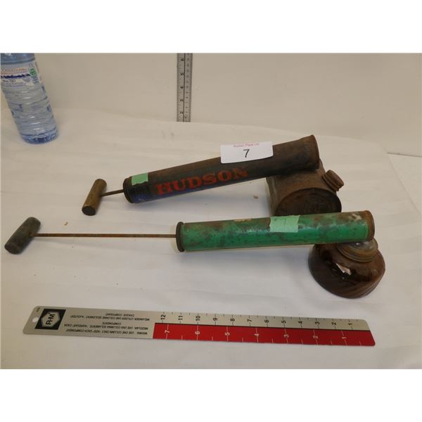 2 - old spayers (Hudson), 1 - amber glass bowl