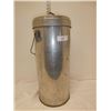 Image 1 : galvanized container, vey good condition