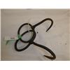 Image 1 : 1 pair bale hooks