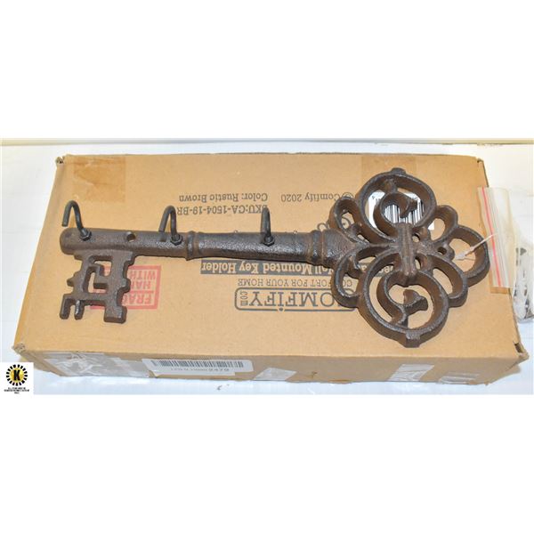 NEW METAL KEY SHAPED KEY HOLDER