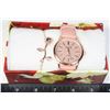 Image 1 : NEW WATCH AND ROSE BRACELET SET
