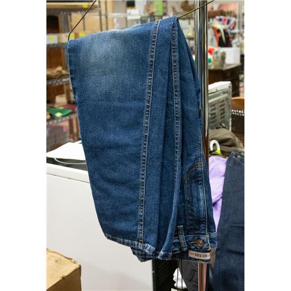 NEW GUESS 24X27 BLUE JEANS