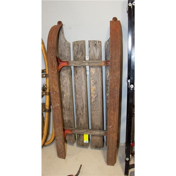 VINTAGE WOOD SLED