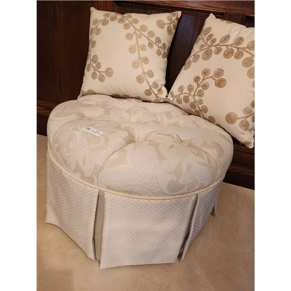 Luxury Stool with 2 Throw Pillows 30L x 19H