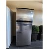 Image 1 : Stainless Steel Whirlpool Refrigerator W8RXCGFXS02 Ice Maker 28W x 28.5D x 67.5H
