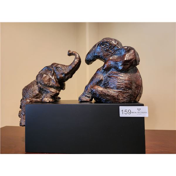 Decoritive Resin Elephant Statues 14.5L x 12H