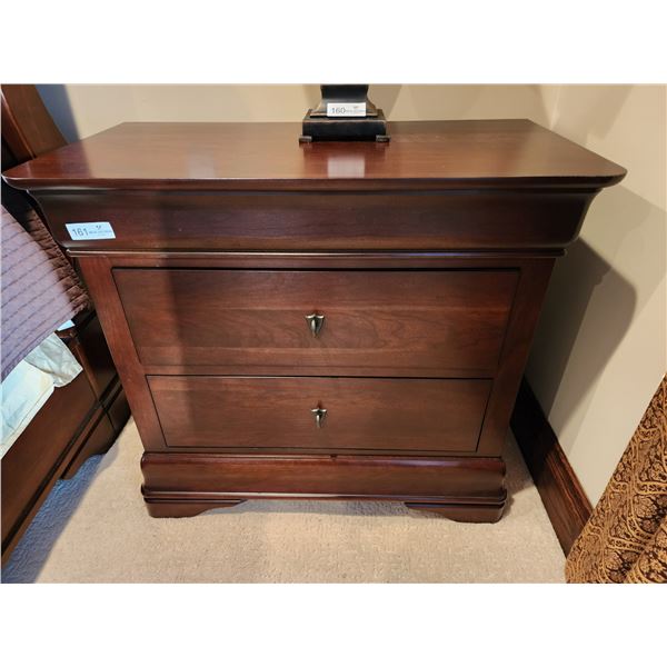 Stanley Furniture Company Chest Drawers 34L x 17.5D x 30H Beck