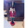 Image 1 : Nutcracker Statue 37H