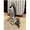 Image 2 : Ironing Board & Iron