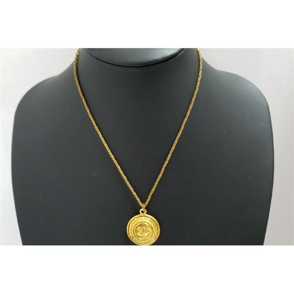 Chanel Vintage Gold-tone Metal CC Coco Mark Coin Top Pendant Necklace