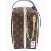 Image 1 : Louis Vuitton x NBA Brown Monogram Cloakroom Dopp Kit Bag