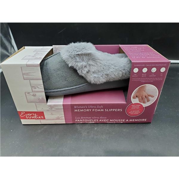 Every Sunday Women's Ultra Soft Memory Foam Slippers (size L)