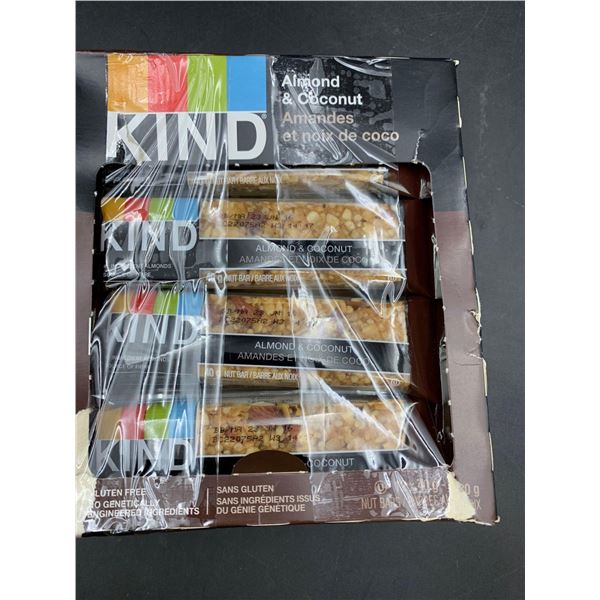 Kind Almond & Coconut Bars (12 x 40g)