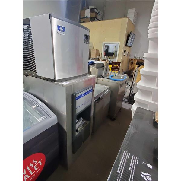 Scotsman Model ID323W-161 Ice Cube Dispenser with Manitowac Dispensing Head