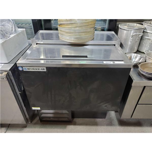 Beverage Air Glass & plate chiller 32h x 34w x 26d