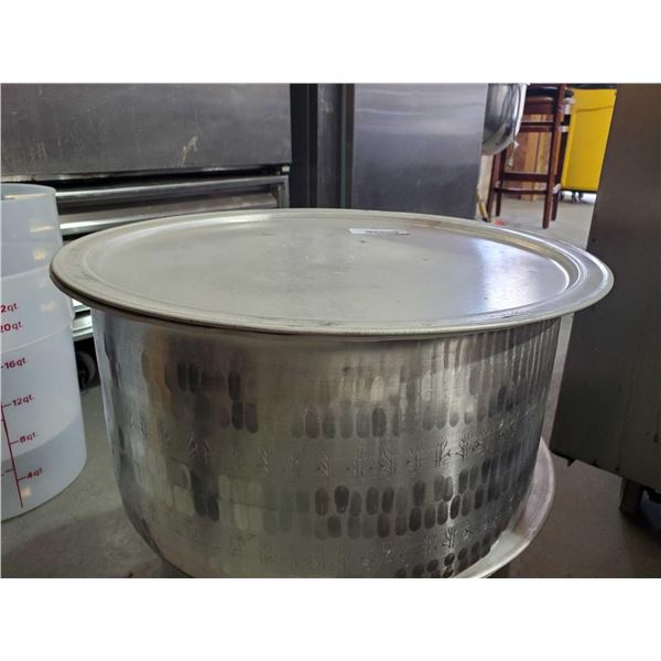 :Large Commercial Aluminum Pot with lid-18inch diameter
