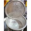 Image 2 : :Large Commercial Aluminum Pot with lid-20 inch diameter