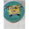 Image 3 : Brach's 26oz Looney Tunes Candy Tin
