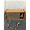 Image 1 : Vintage Electrohome Radio