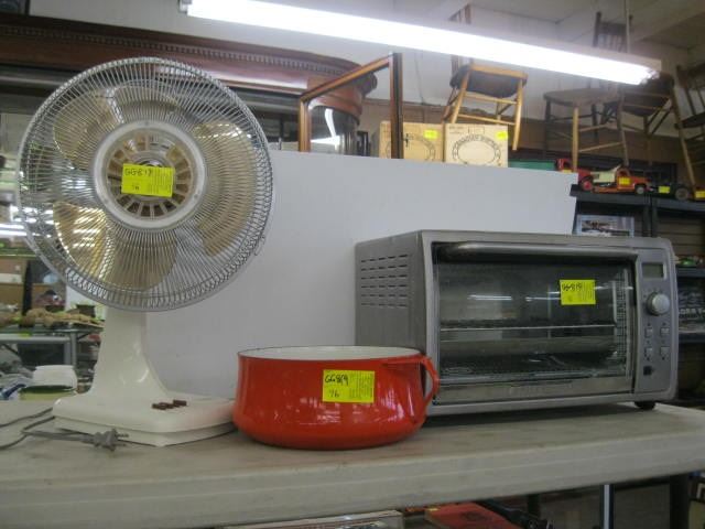 Toaster Fan BLACK & DECKER TOASTER OVEN, FAN & A RED ENAMELLED POT