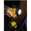 Image 2 : DEWALT 20V DRILL & FLASHLIGHT W/CHARGER, 2 BATTERIES
