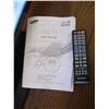 Image 2 : SAMSUNG 55" FLATSCREEN TV, W/REMOTE