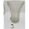 Image 1 : Stunning Frosted Glass Vase