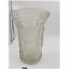 Image 3 : Stunning Frosted Glass Vase