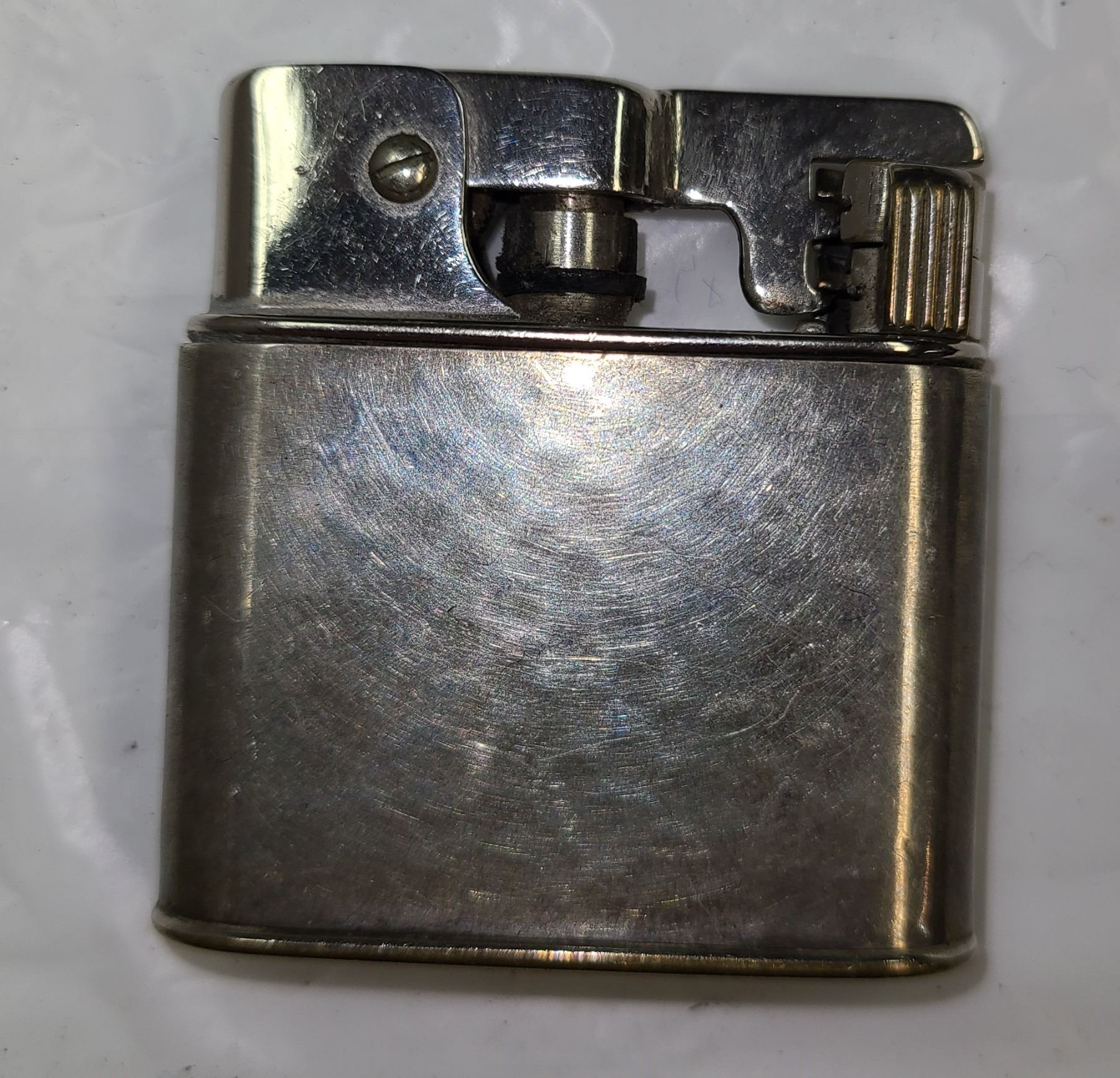 Classic Mid Century Lunder 1000 Cigarette Lighter