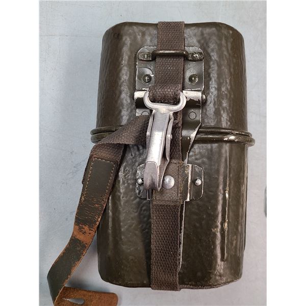 Vintage Military Mess Kit - Complete with Straps