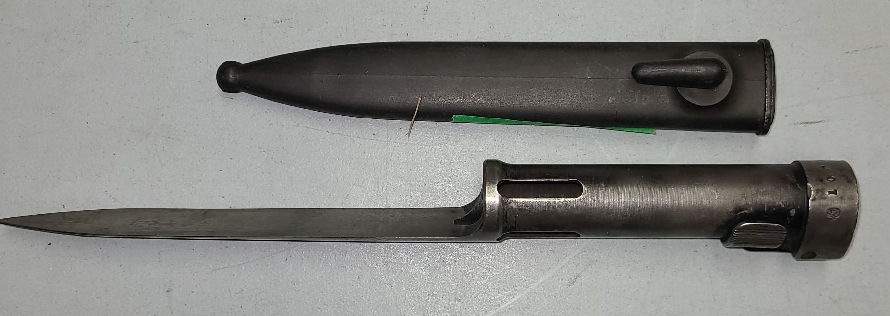 South African R1 South African R1 (FN-FAL) Type C Bayonet & Scabbard