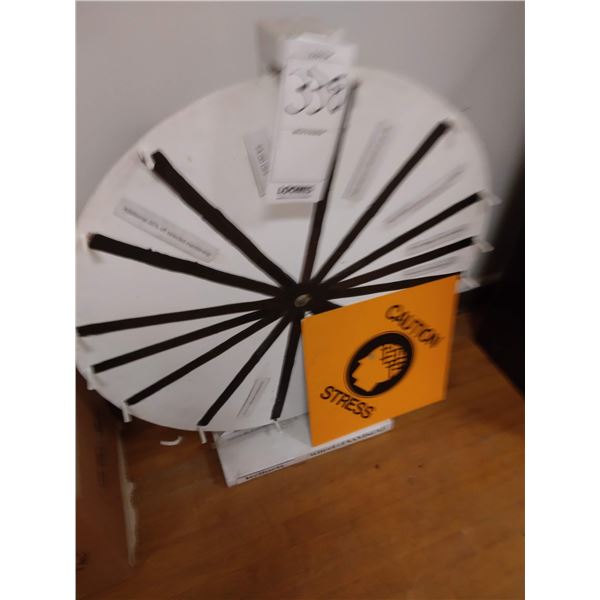 LARGE SPINNING WHEEL