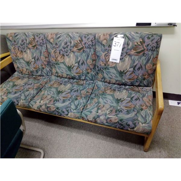 3 SEAT WOOD BENCH
