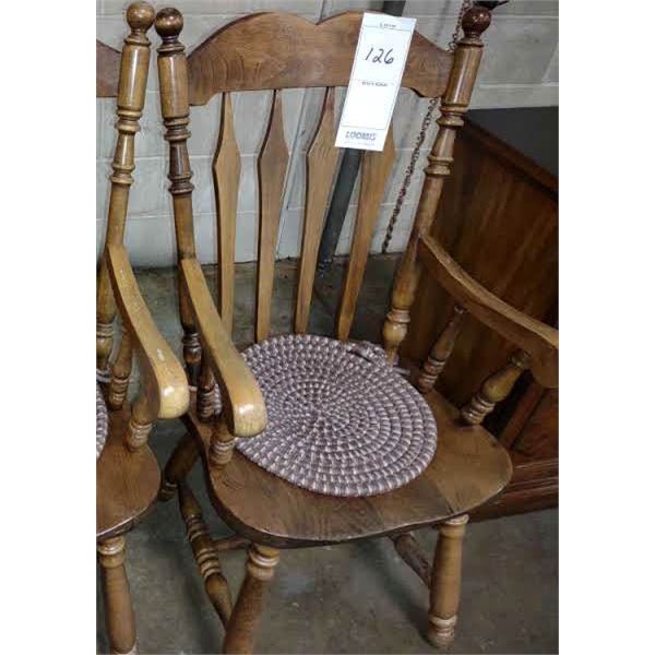 WOODEN CHAIR