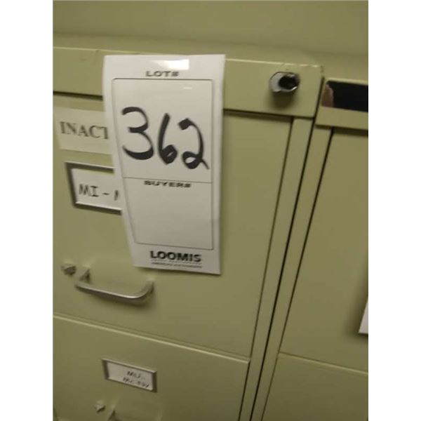 METAL 4 DRAWER FILING CABINET