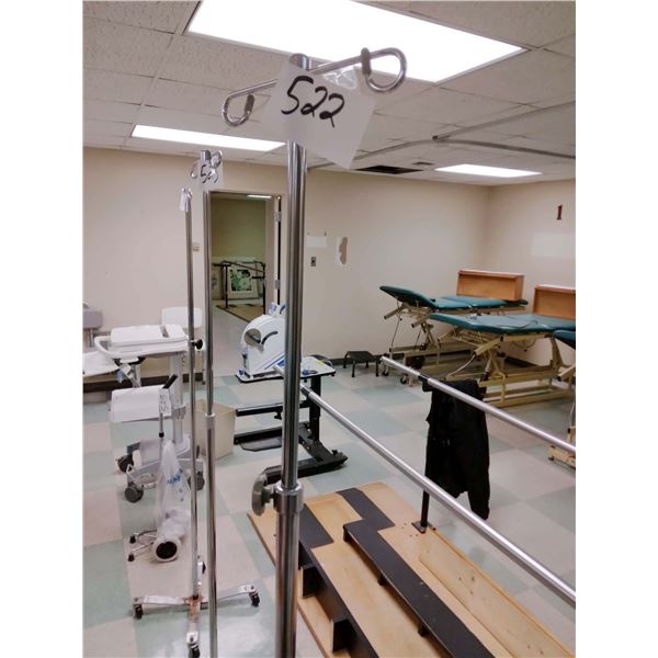 ROLLING IV BAG HOLDER