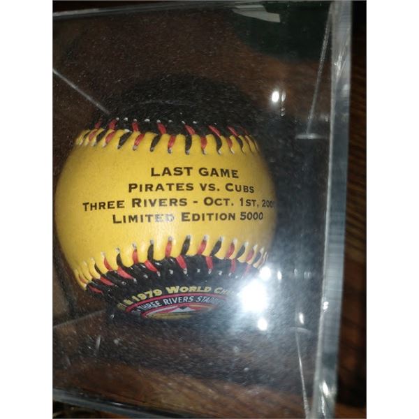 LAST GAME THREE RIVERS BALL OCT 01 , 2000 (NEW CONDITION )