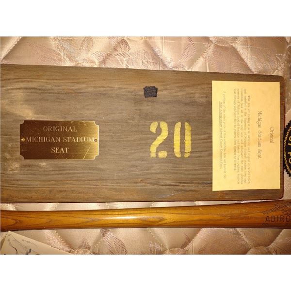 RARE VINTAGE MICHIGAN STATE STADIUM SEAT W COO