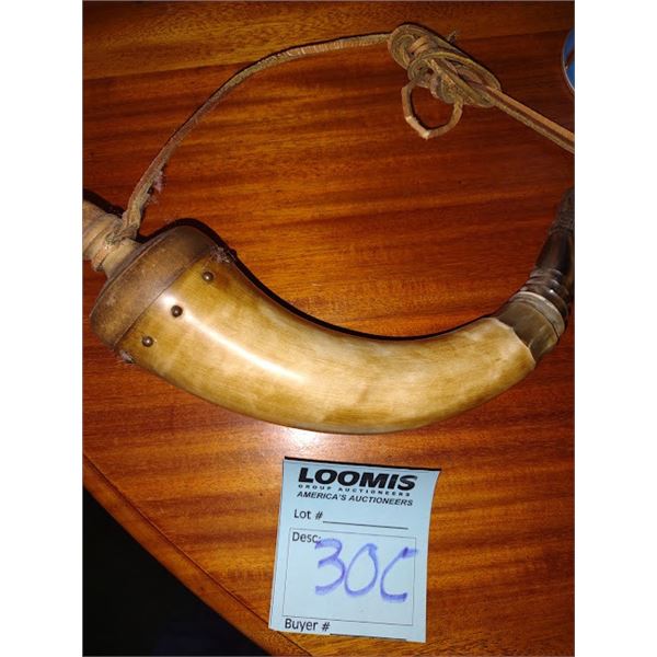 Antique Powder Horn ( Very Good Condition)