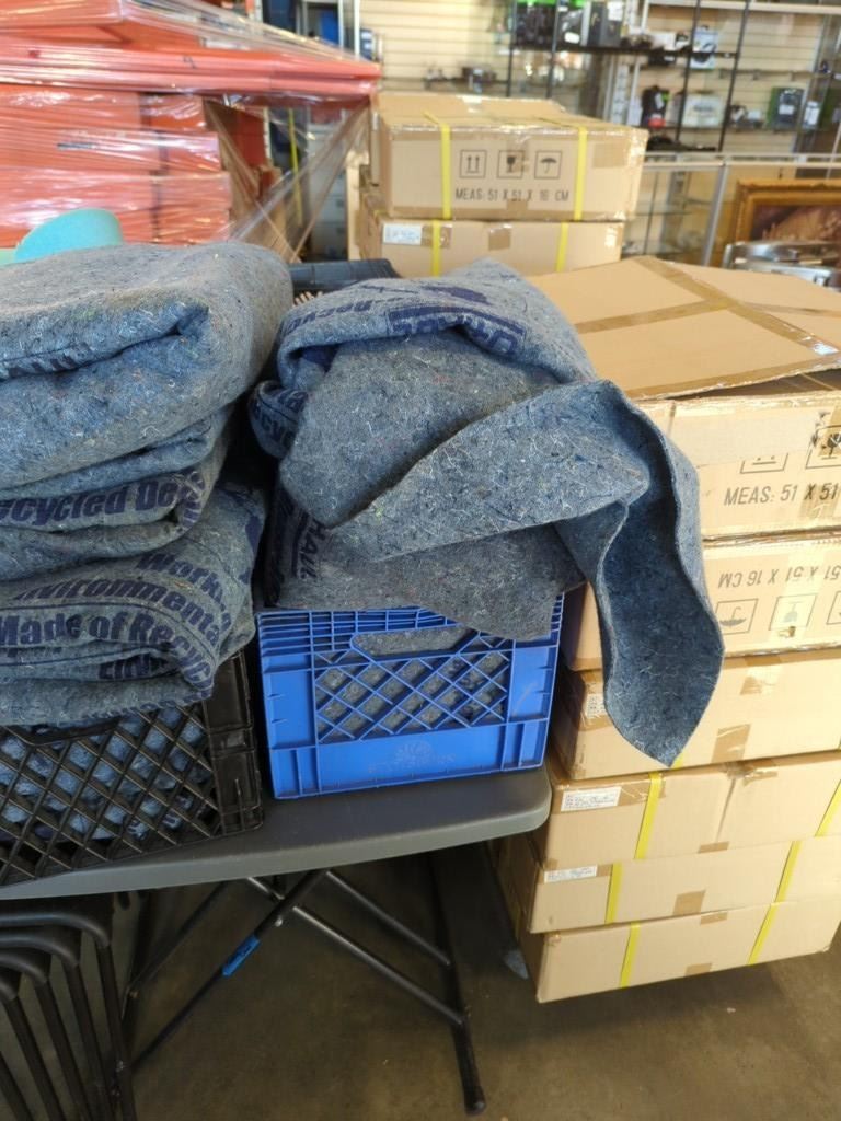 12 UHAUL MOVING BLANKETS 12 uhaul moving blankets