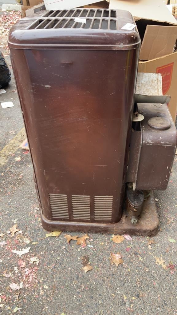 VINTAGE COLEMAN OIL BURNING HEATER MODEL 871 vintage-coleman-oil-burning-heater-model-871