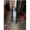 Image 1 : THREADED ROD, WIRE MESH FENCE AND PIPES