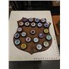 Image 1 : TEXACO HOCKEY PUCK COLLECTION ON TEXACO PLAQUE