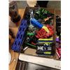 Image 2 : 2 TRAYS OF DIE CAST AND MORE
