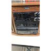Image 2 : TECHNOSONIC SMT2318CDRC-A10A DUBLE CASSETTE, TURNTABLE, CD, RADIO WORKING