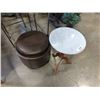 Image 1 : LEATHER LOOK STORAGE OTTOMAN AND STONE TOP PEDESTAL TABLE