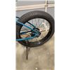 Image 2 : AS NEW HONEYWELL EL CAPITAN 500W FAT TIRE ELECTRIC CITY BIKE WITH UP TO 64KM BATTERY LIFE